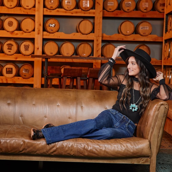 ALEXA - Picture 2 of 7